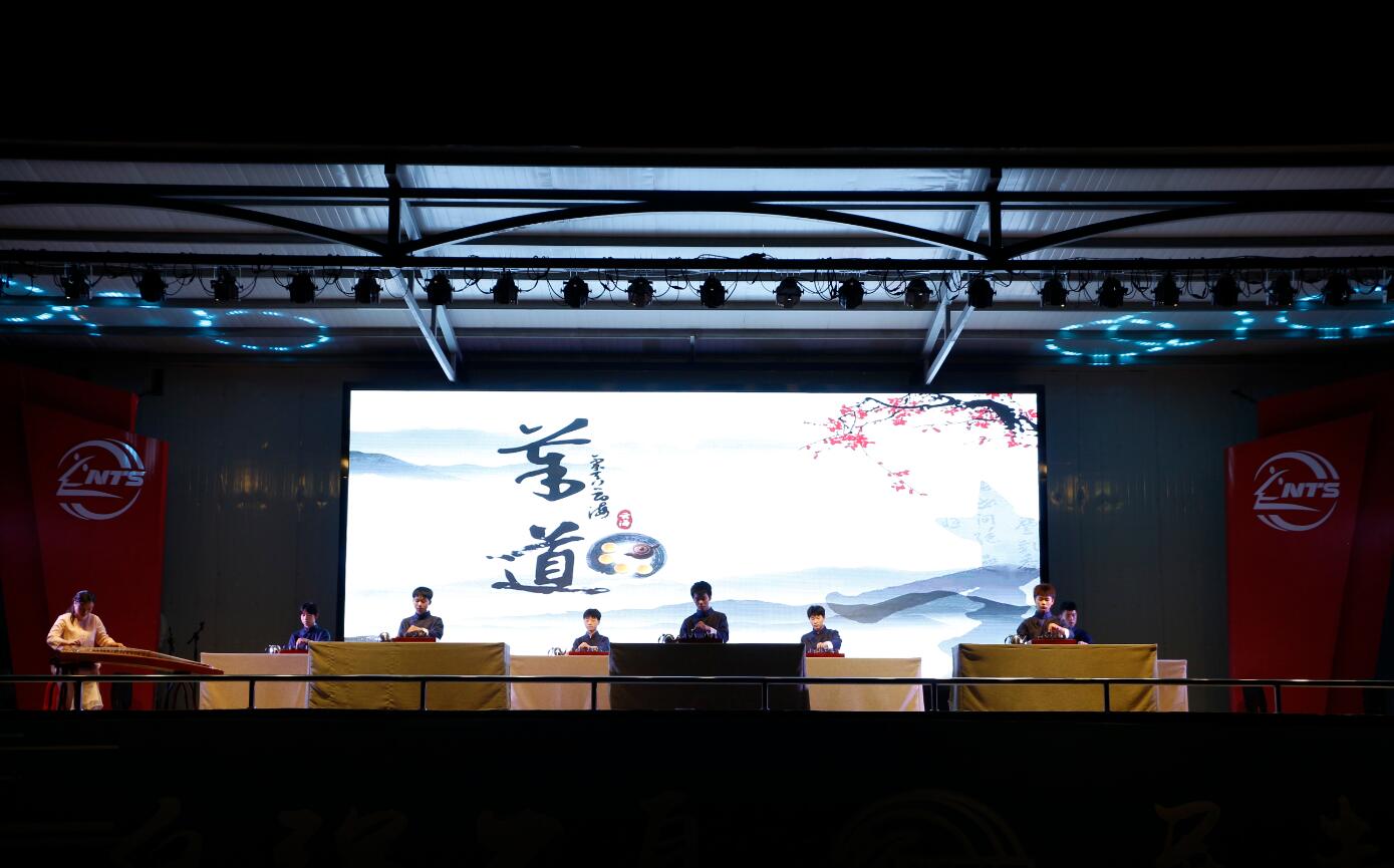 南昌向遠(yuǎn)軌道技術(shù)學(xué)校隆重舉辦 慶祝建黨100周年文藝晚會(huì)暨“七一”表彰大會(huì)