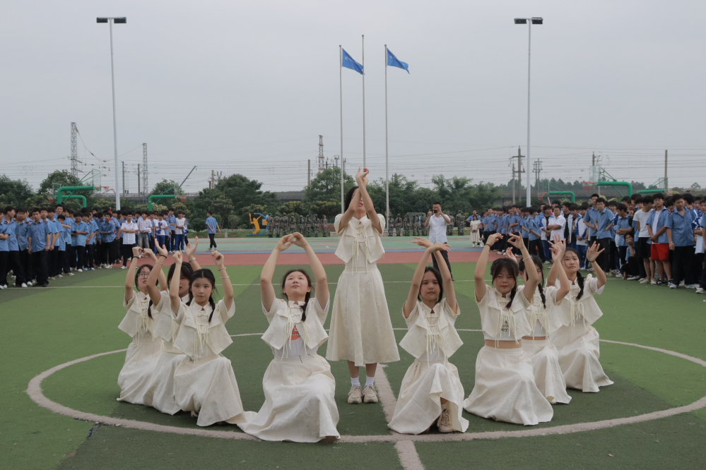 南昌向遠軌道技術學校第五屆校園文化節(jié)圓滿閉幕