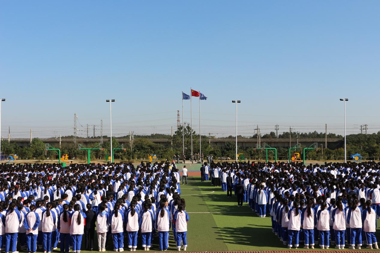 南昌向遠軌道技術(shù)學(xué)校順利召開2019-2020學(xué)年度總結(jié)表彰大會